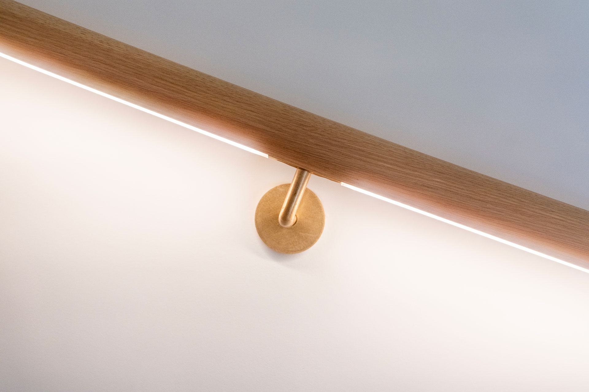 Rampe d&rsquo;escalier avec LED intégrés